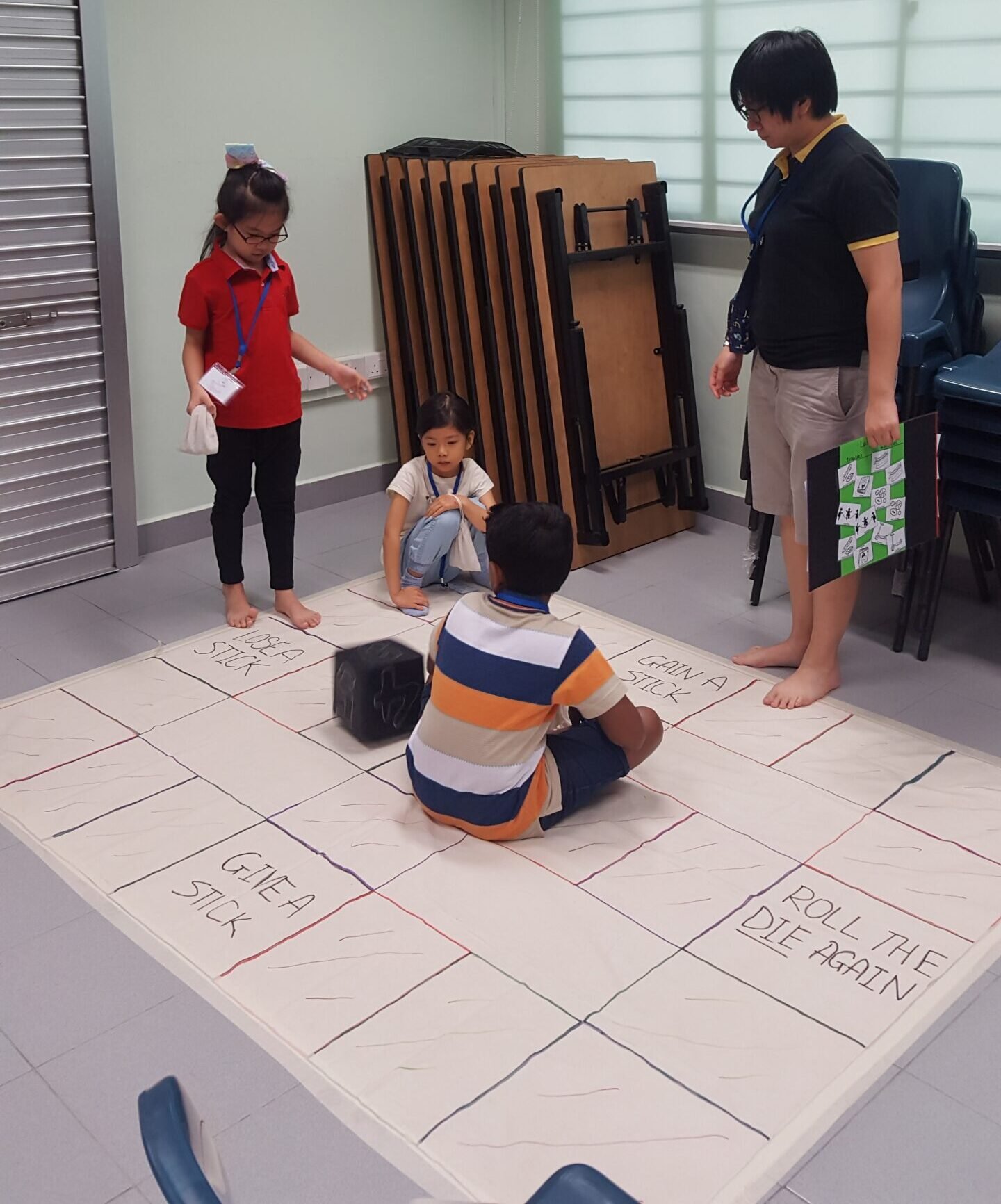 Board game for children on prioritisation